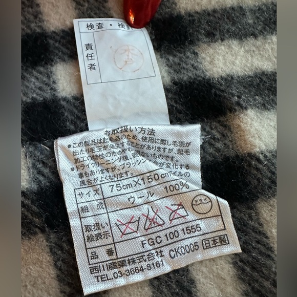 Authentic Burberry Classic Nova Check Scarf, lap blanket, shawl 100% pure wool - Picture 14 of 15